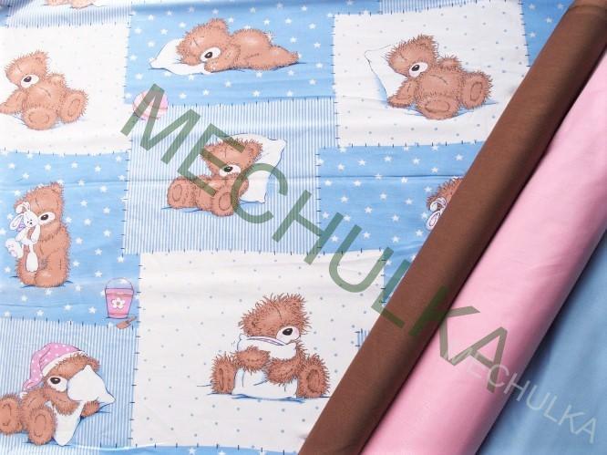 Spící medvídek na patchworku - ZBYTEK 1,39 m - světle modrá - bavlna - VÝPRODEJ