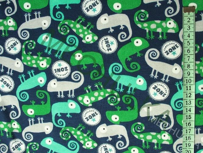 Chameleon Ještěr zelený - ZBYTEK 0,37 m tmavě modrá tričkovina jednolíc, potištěný bavlněný úplet, látka metráž - VÝPRODEJ
