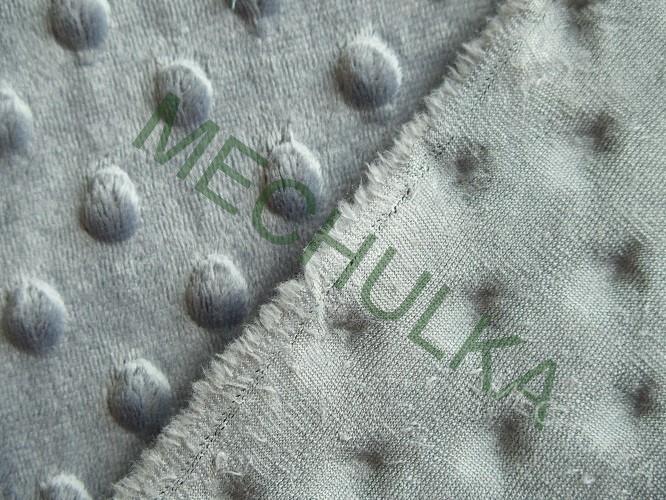 Minky s vytlačenými puntíky Šedé - ZBYTEK 0,39 m metráž látka jemný fleece s tečkami - VÝPRODEJ