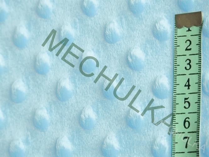 Minky s vytlačenými puntíky - ZBYTEK 0,29 m Světle modré, metráž látka jemný fleece s tečkami - VÝPRODEJ
