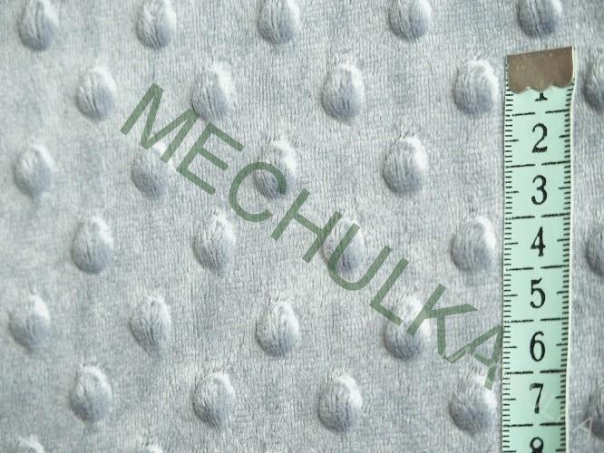 Minky s vytlačenými puntíky - ZMAČKANÝ ZBYTEK 0,33 m - Světle šedé, metráž látka jemný fleece s tečkami - VÝPRODEJ