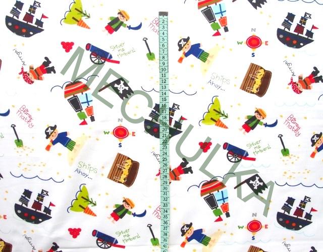 Dětské bavlněné plátno Piráti, lodě a poklad, bílá látka metráž
