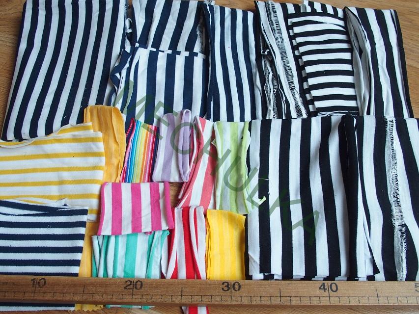 ZBYTKOVÁ METRÁŽ pruhovaná - balíček odstřižků různých úpletů 0,5 kg - VÝPRODEJ